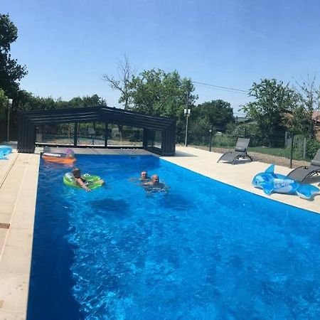 Alaguyauder le KOTA Bed & Breakfast Chatillon-sur-Broue Bagian luar foto